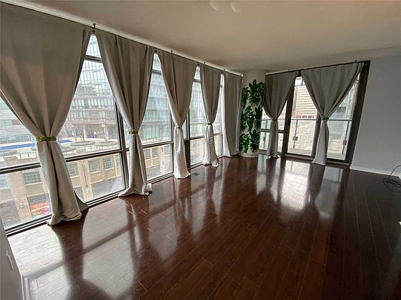 3rd image of 38 Grenville St #402