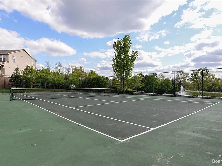 2812 Barclay Way — Photo 27