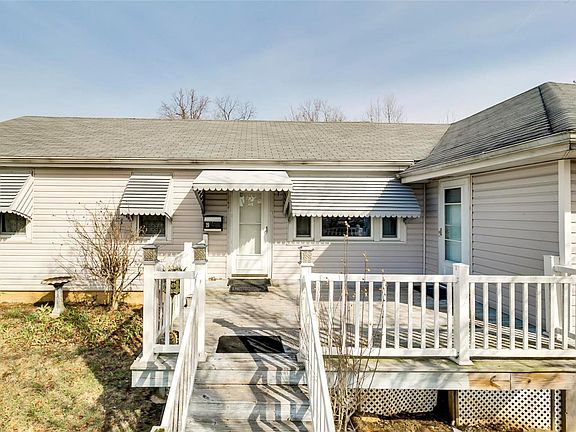 You'll be greeted a fantastic deck!