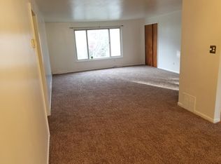 7037 Brandywine Rd, Cleveland, OH 44130