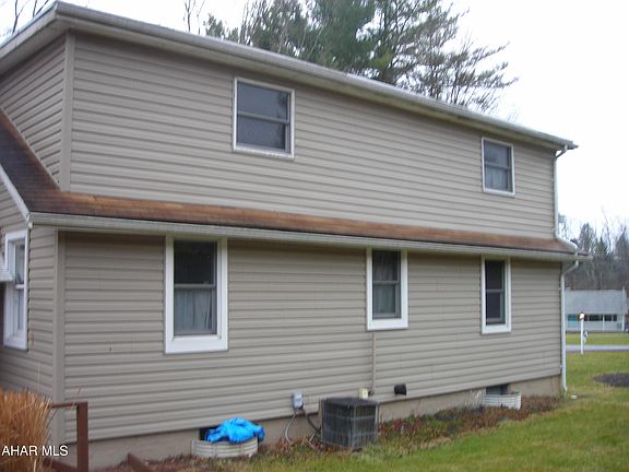 4th image of 114 Ore Hill Rd