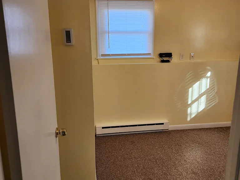 625 Cottage St #625 — Photo 10