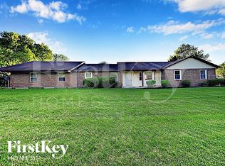 5011 Thornleigh Dr, Indianapolis, IN