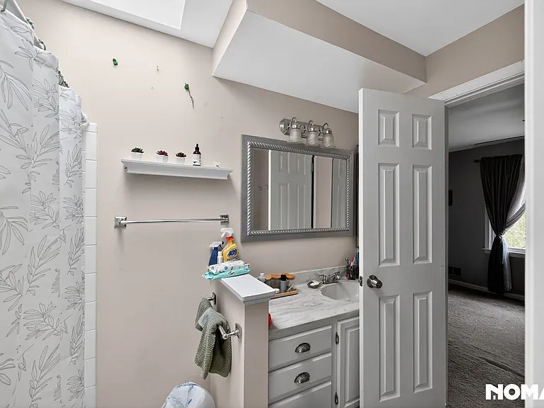 13648 Spinning Wheel Dr — Photo 33