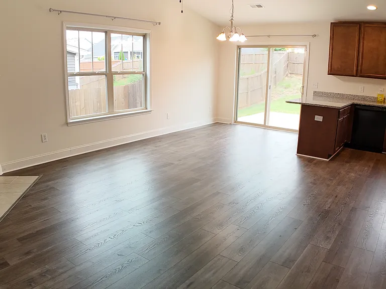 715 Corley Way — Photo 3