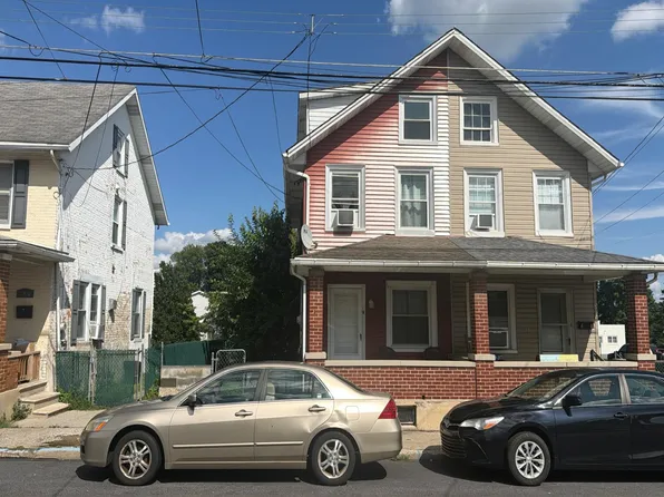 3004 N 2nd St, Whitehall, PA 18052