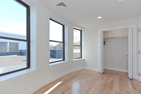 1674 Beacon St #2 — Photo 12