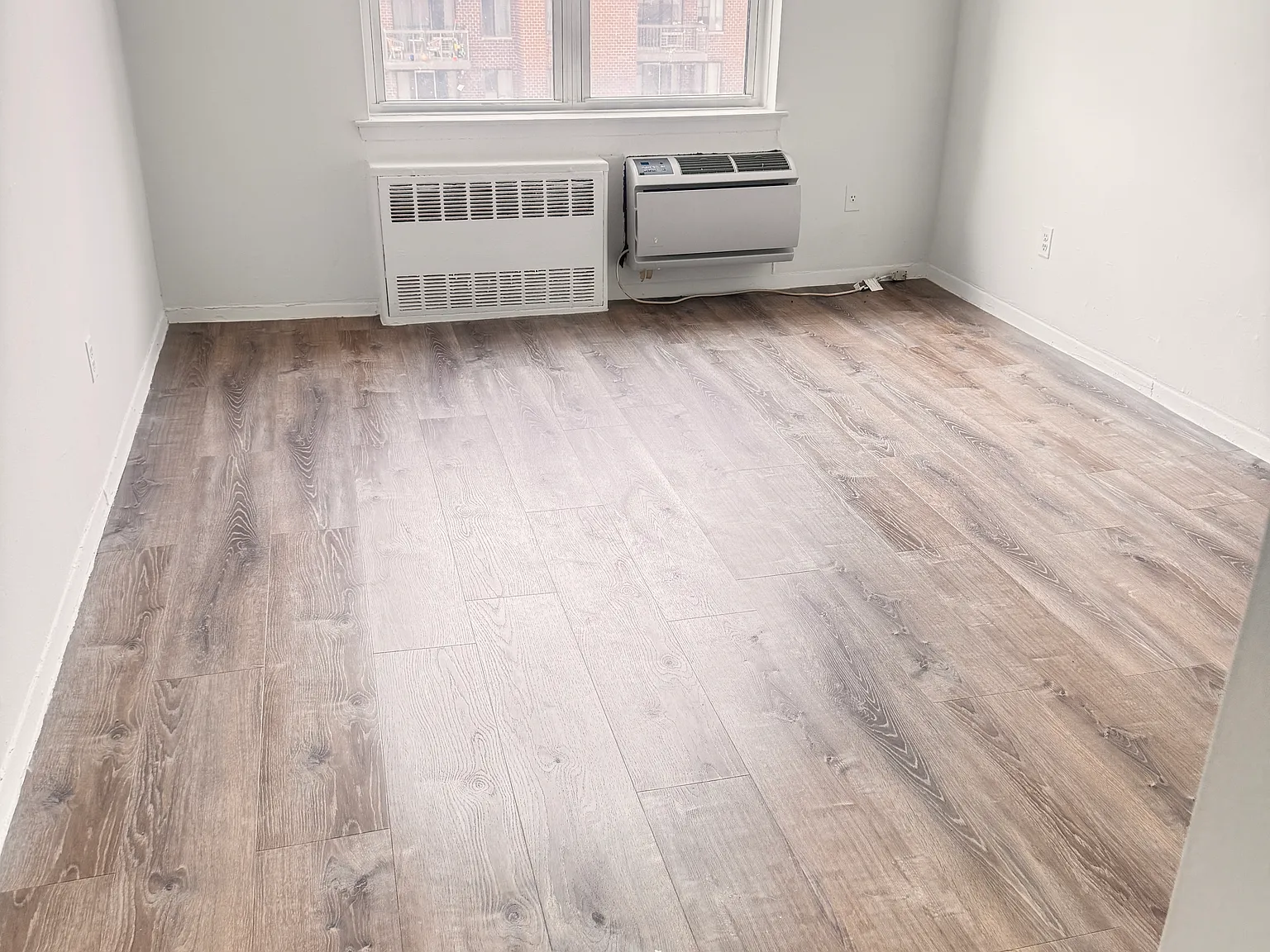 1 bed, 800 sqft, $2,500 — Photo 4
