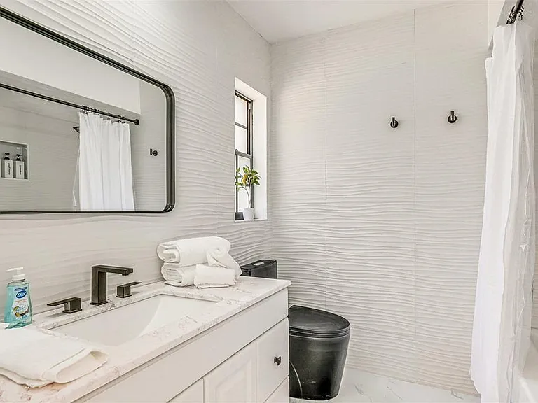 920 Lakeview Dr — Photo 20