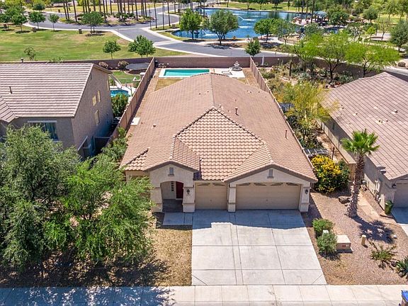 4th image of 44207 W Adobe Cir