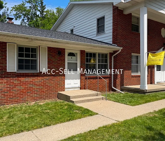 1855 Prairie Pkwy SW #B — Photo 2