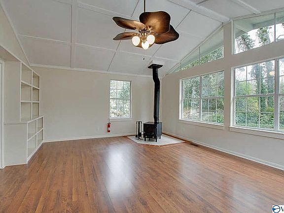 1st image of 3337 Glen Eden Quay