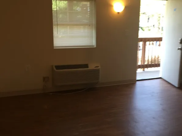 The Heights, LLC, 817 W High St, Lexington, KY 40508
