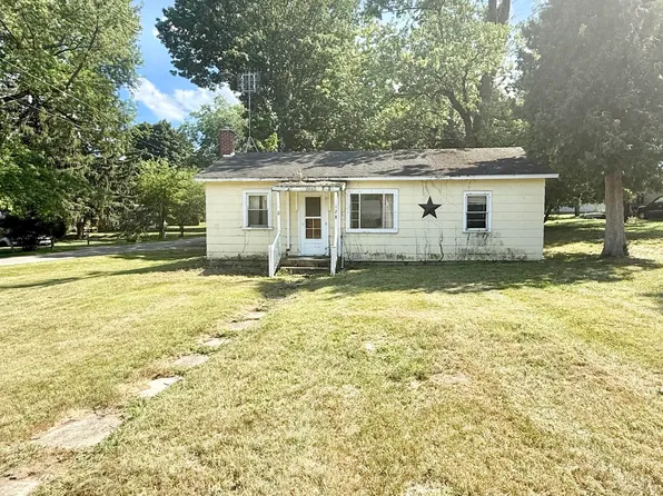128 Marion St, Hillsdale, MI 49242