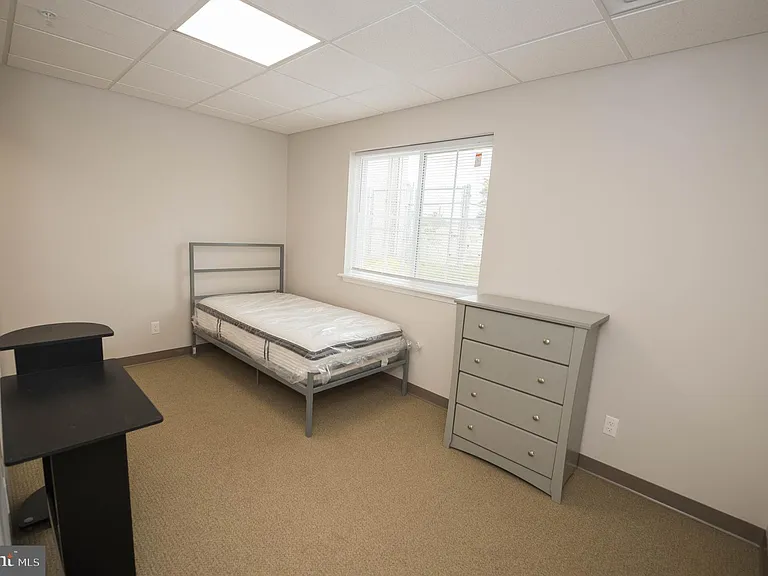 123 Bateman St #4-409B — Photo 31