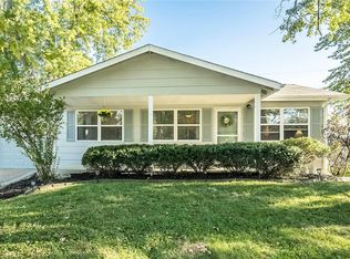 50 Jamaica Dr, Saint Peters, MO 63376
