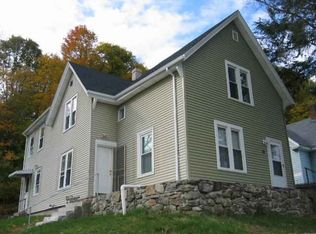 75 School St, Hudson, MA 01749