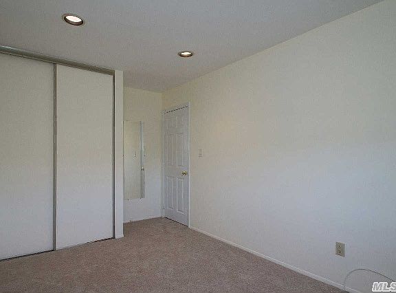 3rd image of 254 Aspen Ct