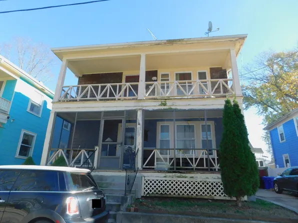 19 Worth St, Central Falls, RI 02863