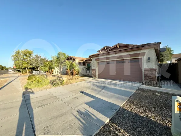 2843 E Trigger Way, Gilbert, AZ 85297