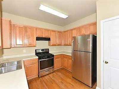 2929 Wintercrest Way — Photo 34