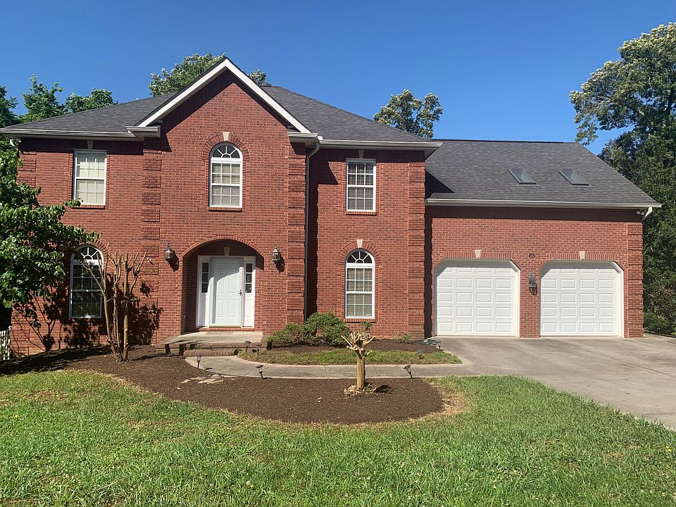 1st image of 225 Lawton Blvd