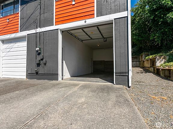 4th image of 3510 S 40th Street #1-3