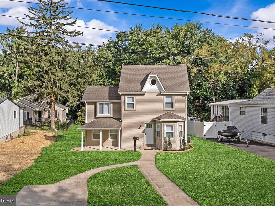 1st image of 135 Albany Ave