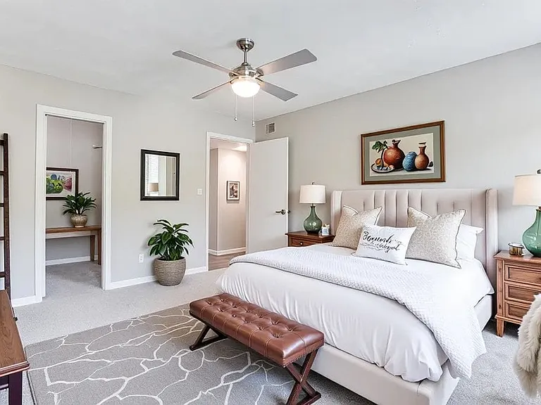 The Ellis Apartments — Photo 20