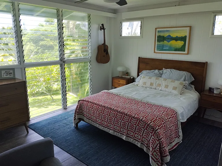 Master bedroom with queen bed