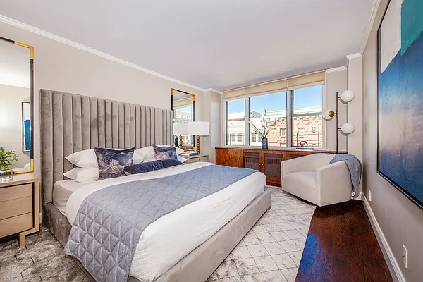 Sold by Compass | media 6