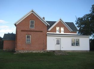 N7929 Bluebird Rd, Eland, WI 54427