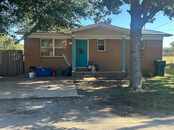 312 Roy Benton Dr, Manila, AR 72442