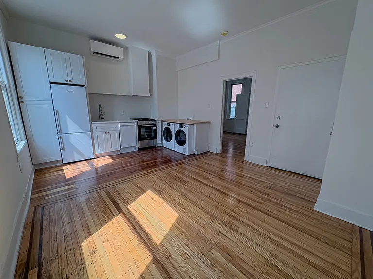 1223 N Franklin St #2F — Photo 10