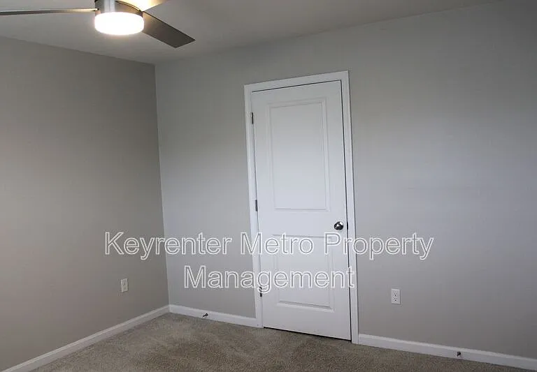 9818 Ruby Lockhart Blvd — Photo 38
