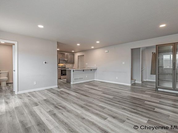 4th image of 4521 Bobolink Ln #310A