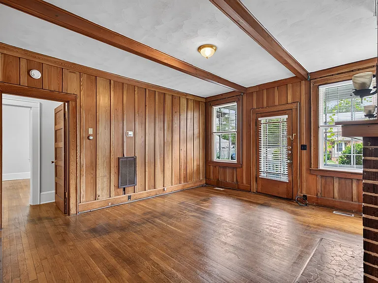 204 Bedford Pl #MAIN — Photo 11