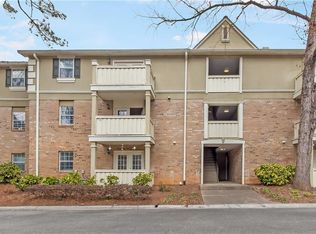 6900 Roswell Rd APT Q30, Sandy Springs, GA 30328