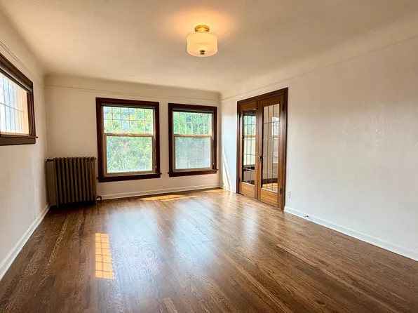 Devoe Apartments