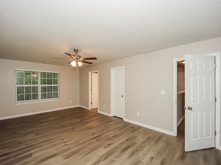 2534 Walter Way — Photo 11