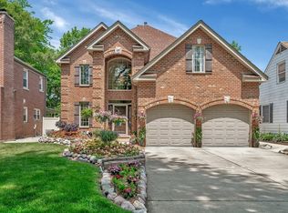 2319 Hutchison Rd, Flossmoor, IL 60422