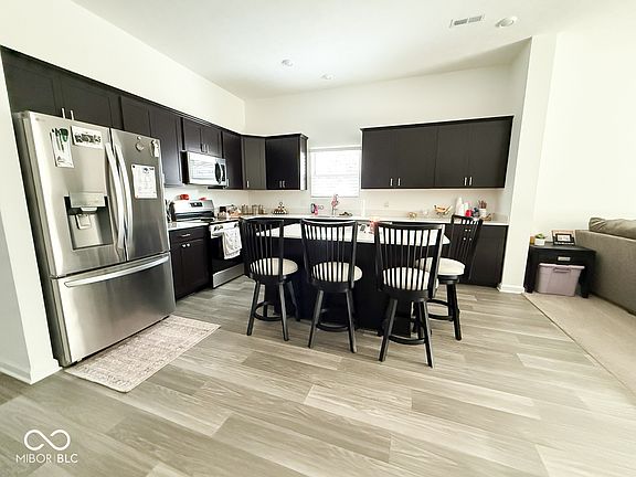 3rd image of 4282 Sedgewick Ct