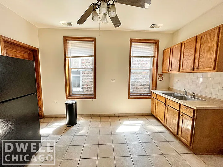 1620 W 38th St #2F — Photo 5