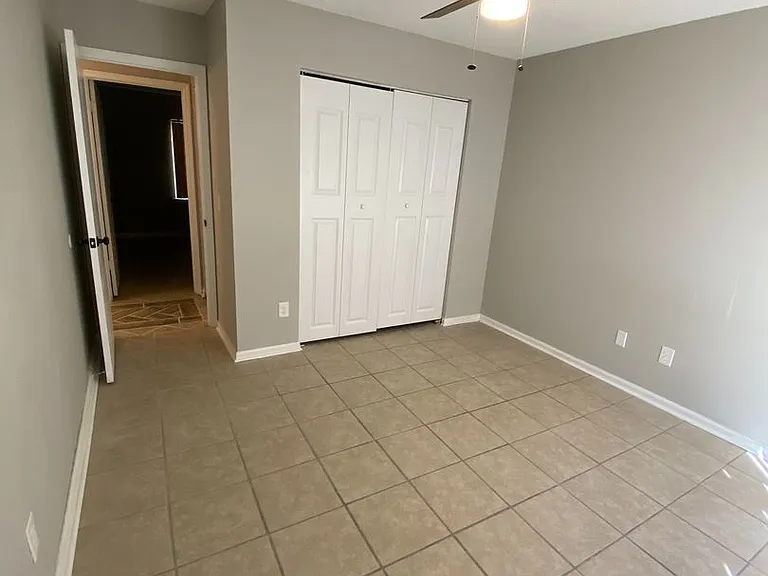 239 Pointe South Dr — Photo 9