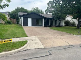 3318 Cheyenne St, Irving, TX 75062