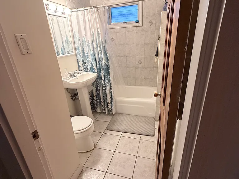 39 Manning St — Photo 5