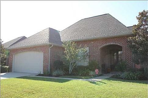 1st image of 110 Southlake Cir