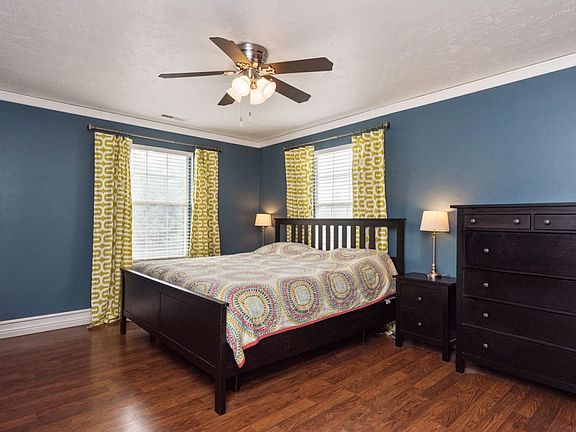 4th image of 2649 E Willow Wick Dr