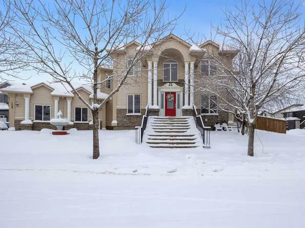 158 S Pickles Cres, Wood Buffalo, AB T9K 2T8