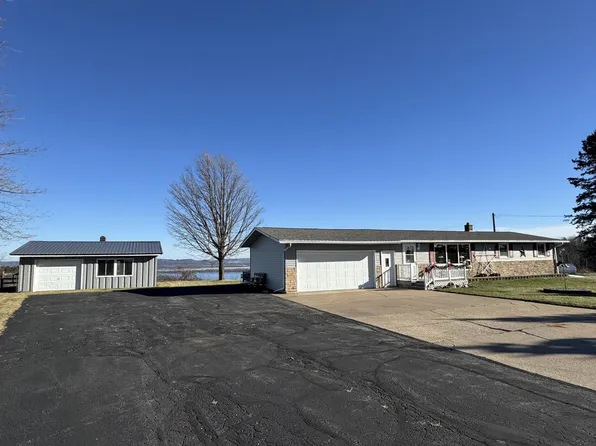 32158 County  RD 1, La Crescent, MN 55947